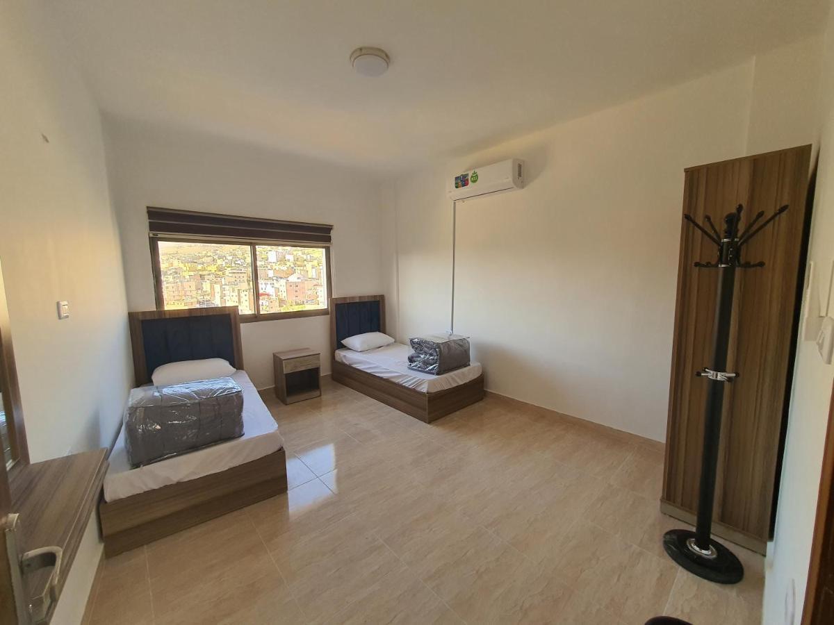 Zaina Apt Apartment Wadi Musa Exterior photo